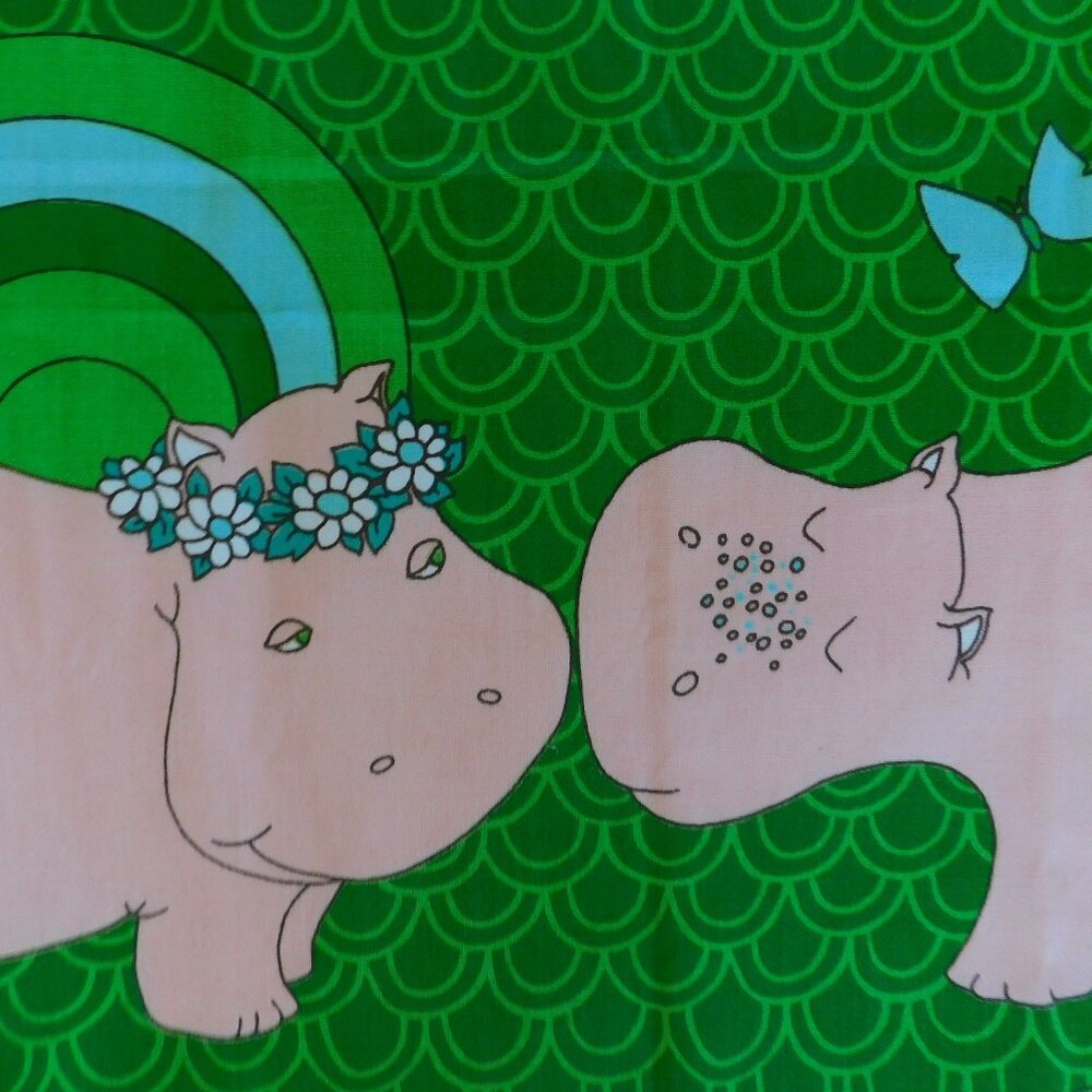 VTG groovy Katashas Unusuals wrap skirt fabric Schumacher decorator material 1yd